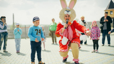 Семейный праздник Светлой Пасхи и открытие сезона 2019 г. в "КАЗЕЕВКЕ" (28.04.2019 г.) Часть 1